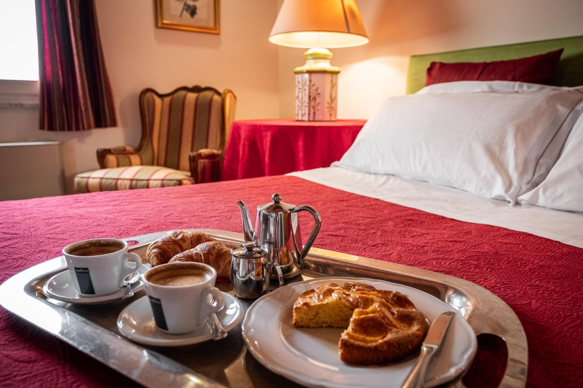 Corte Cristina & Suites Quartucciu Eksteriør billede