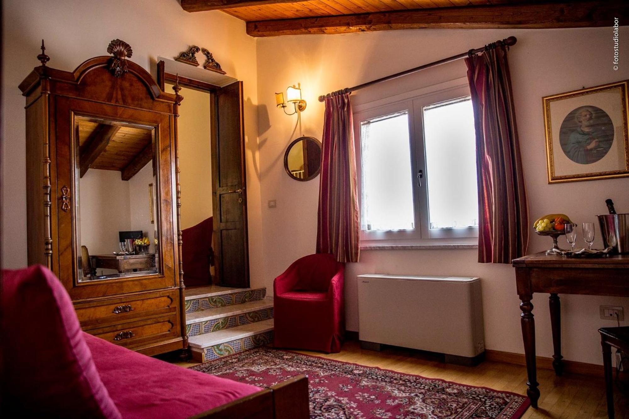 Corte Cristina & Suites Quartucciu Eksteriør billede
